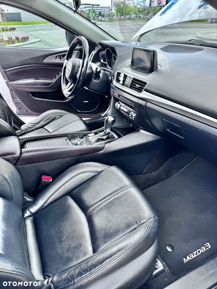 Mazda 3 - 9