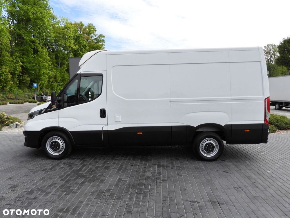 Iveco DAILY 35S14 FURGON CHŁODNIA -10*C ZASILANIE 230V TEMPOMAT AUTOMAT HI-MATIC KLIMATYZACJA  140KM - 10