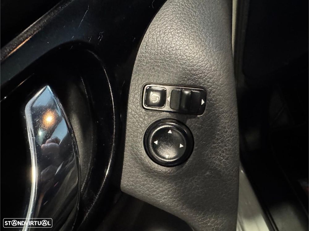 Nissan Qashqai 1.2 DIG-T N-Vision Xtronic - 48