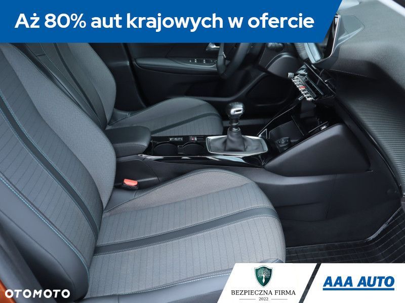 Peugeot 2008 - 11