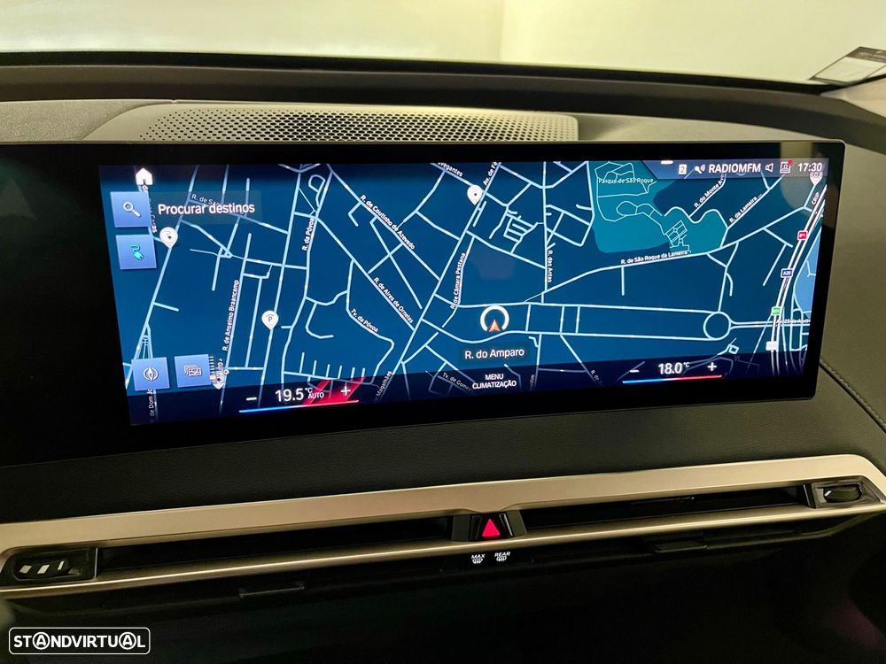 BMW iX xDrive 40 - 18