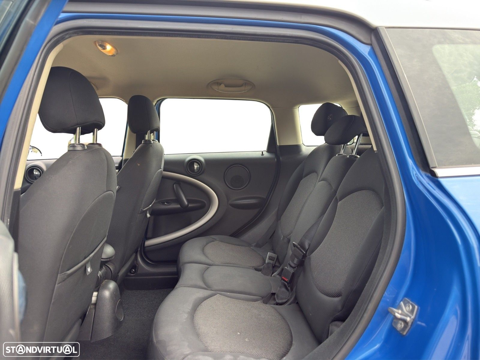 MINI Countryman Cooper D - 12