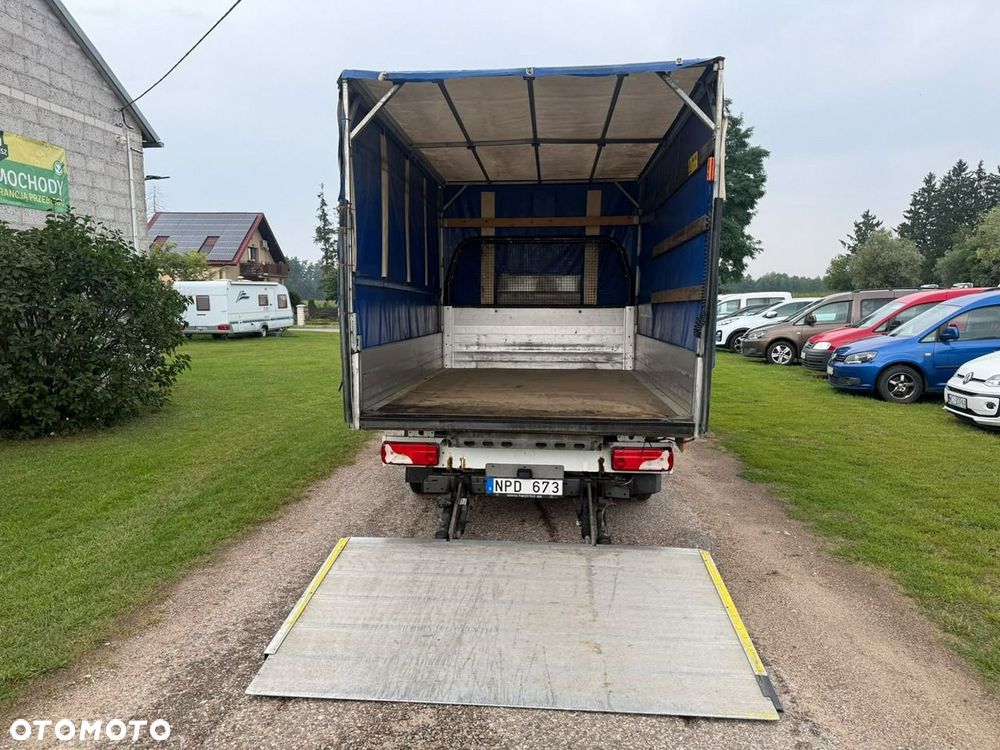 Mercedes-Benz Sprinter - 11