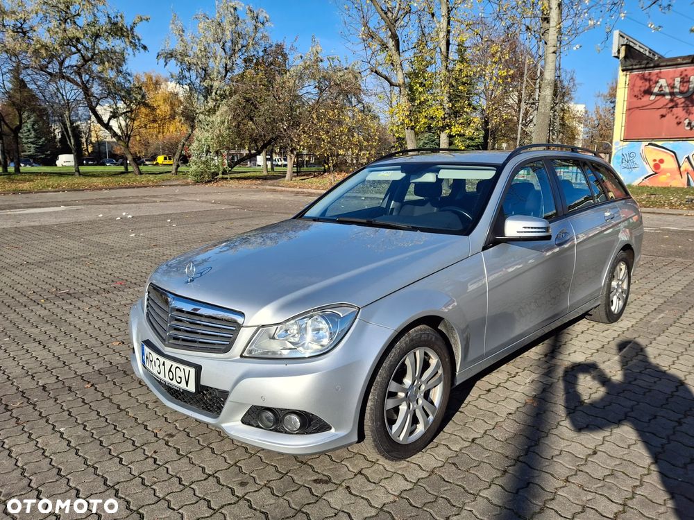 Mercedes-Benz Klasa C 220 CDI BlueEff Edition Elegance - 4