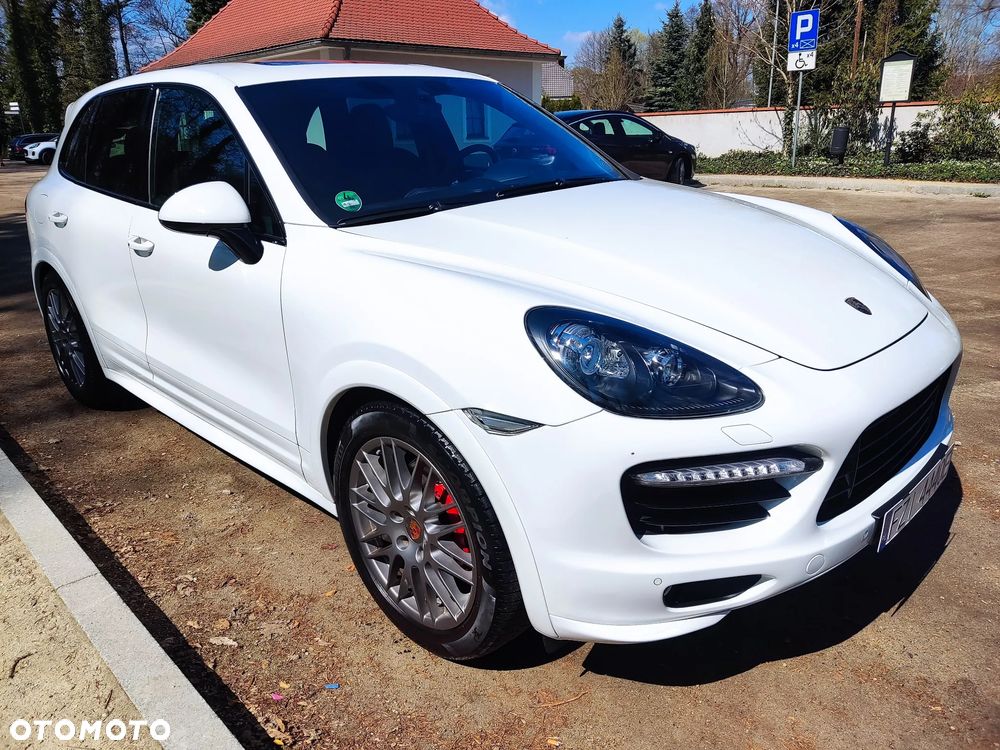 Porsche Cayenne - 6