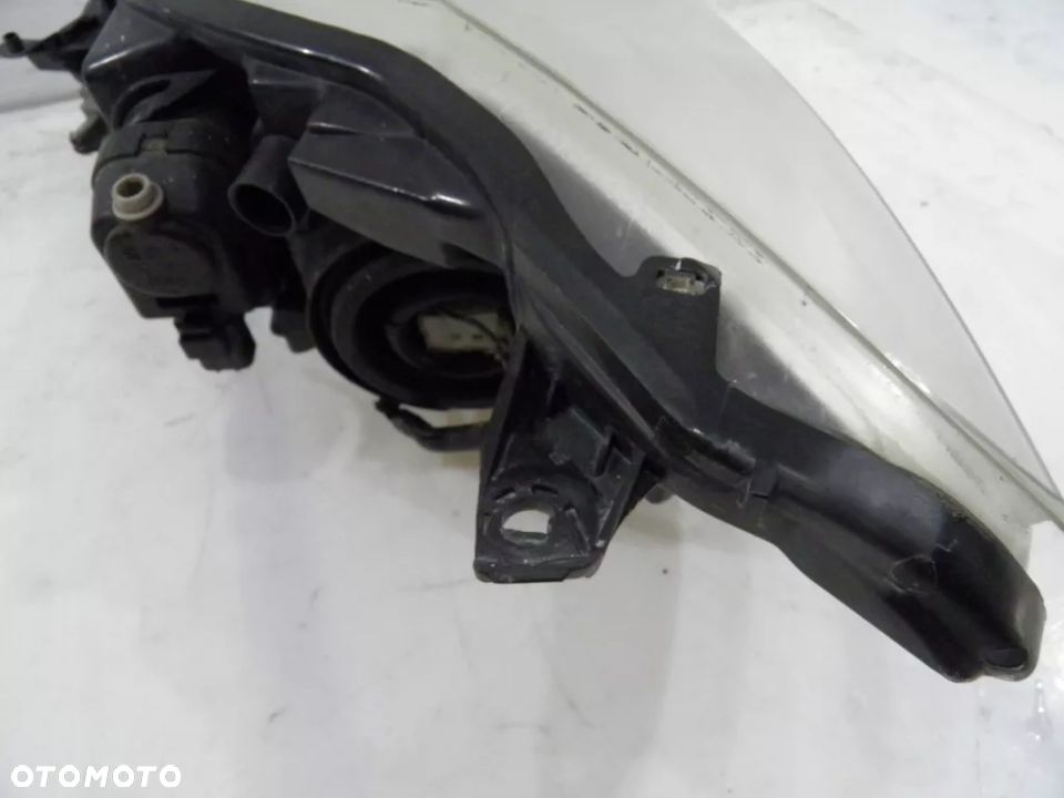 PEUGEOT 107 LAMPA Prawa europa oryginał - 4