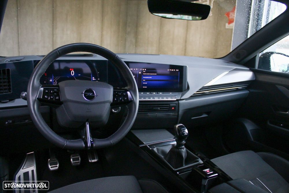 Opel Astra 1.2 Turbo S&S GS Line - 33