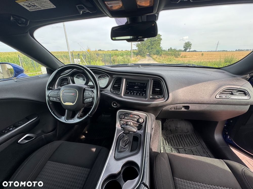 Dodge Challenger 3.6 SXT - 12