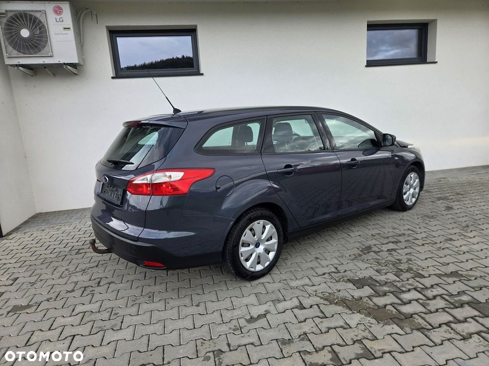 Ford Focus - 16