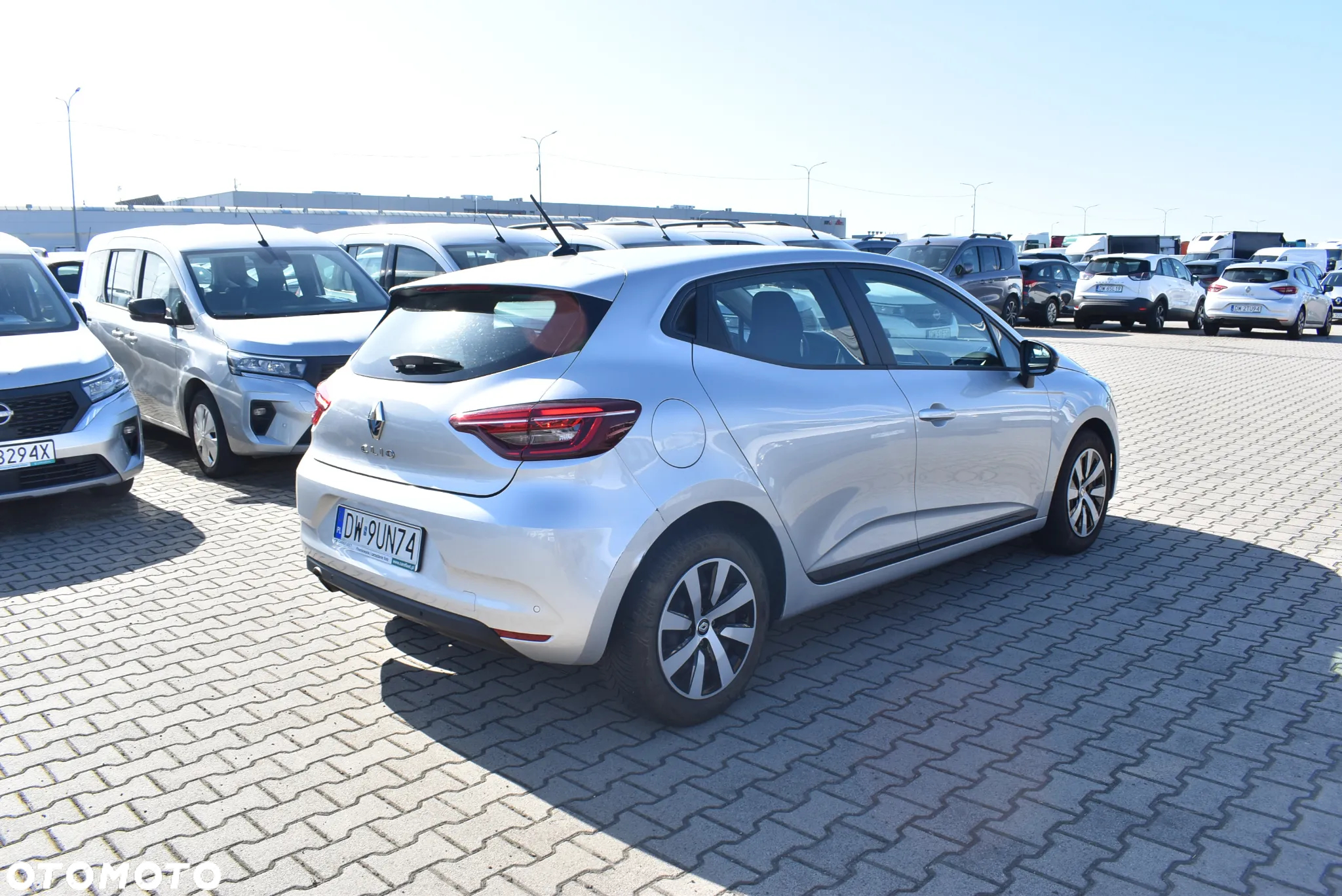 Renault Clio 1.0 TCe Equilibre - 6