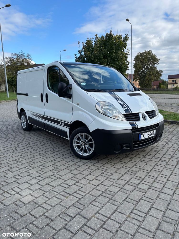 Renault Trafic - 1