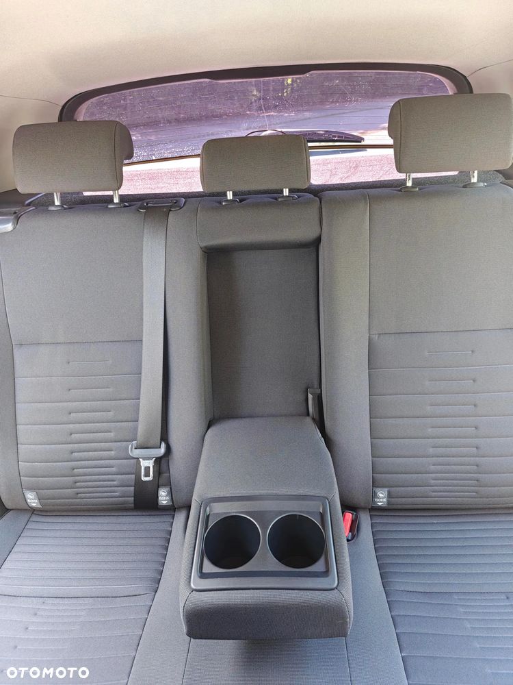 Toyota Auris - 23