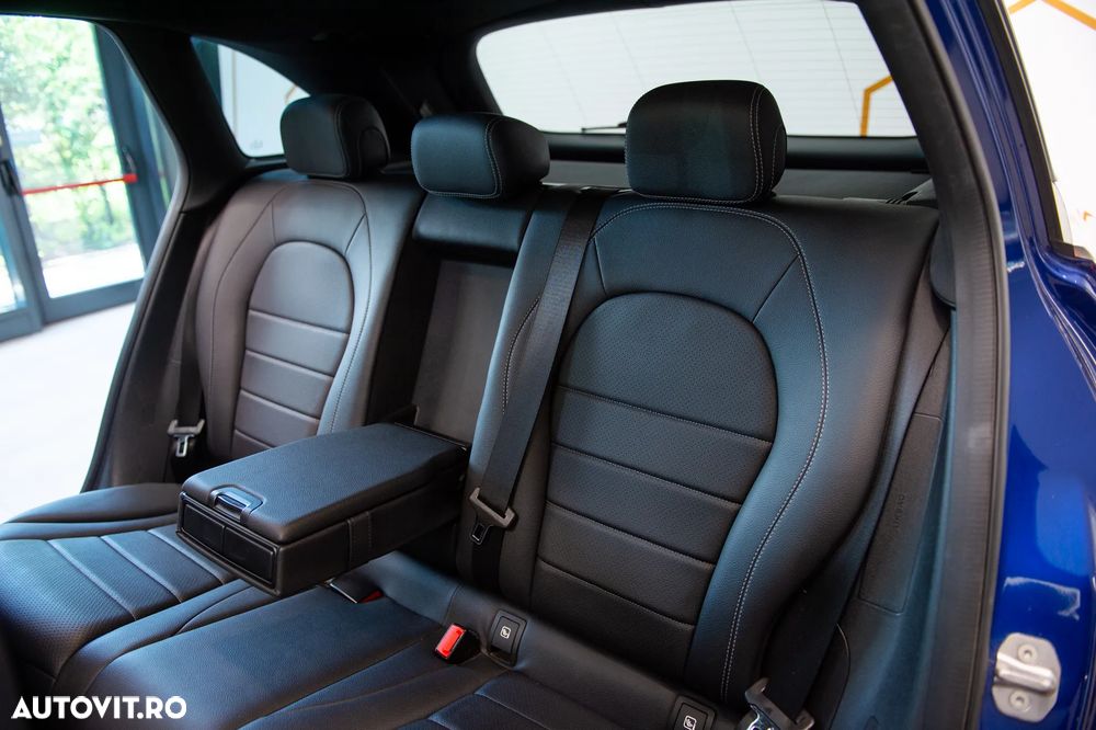 Mercedes-Benz GLC 300 d 4MATIC - 8