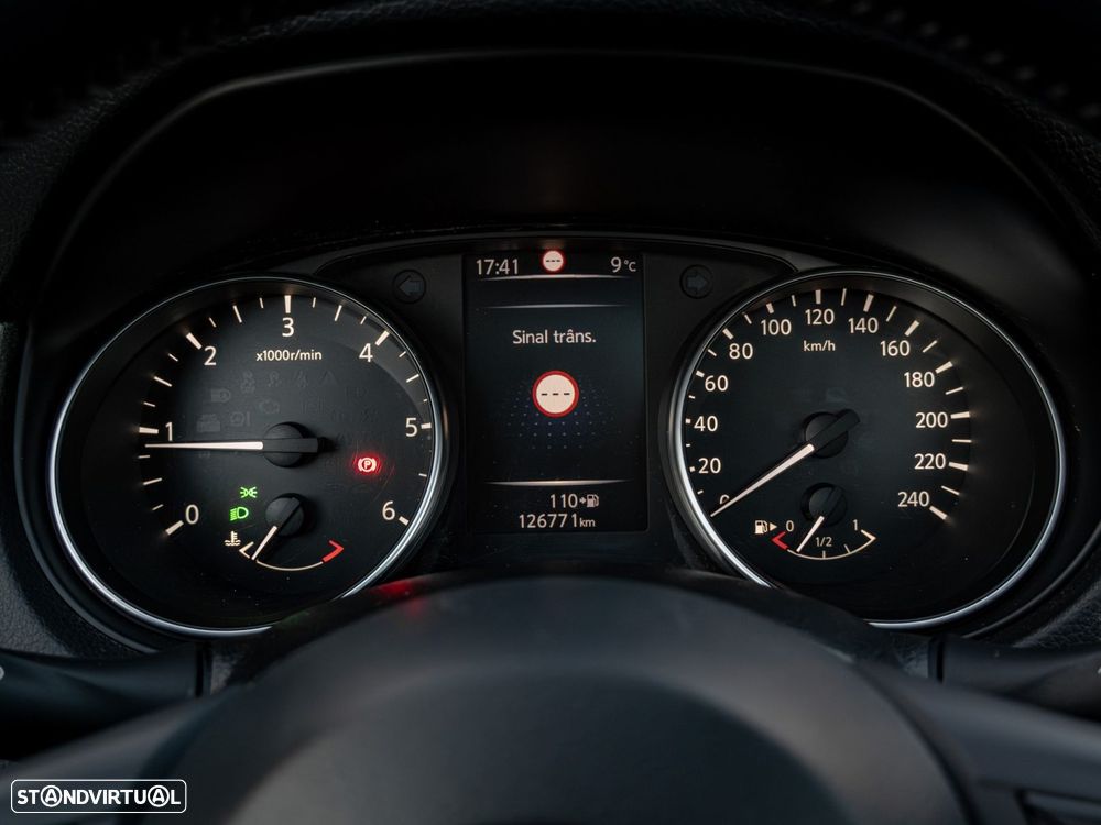 Nissan Qashqai 1.5 dCi Tekna+ - 27