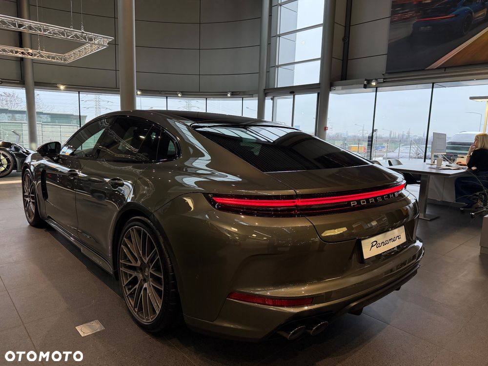 Porsche Panamera - 5