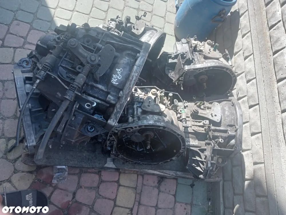 skrzynia biegów Renault Laguna 2 espace trafic vivaro 1.9 DCI Pk6 duże ilości hurt - 3