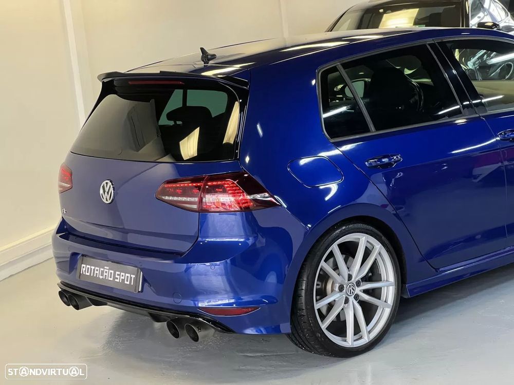 VW Golf 2.0 TSI R DSG - 32