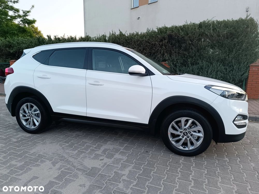 Hyundai Tucson 1.7 CRDI BlueDrive Comfort 2WD - 25