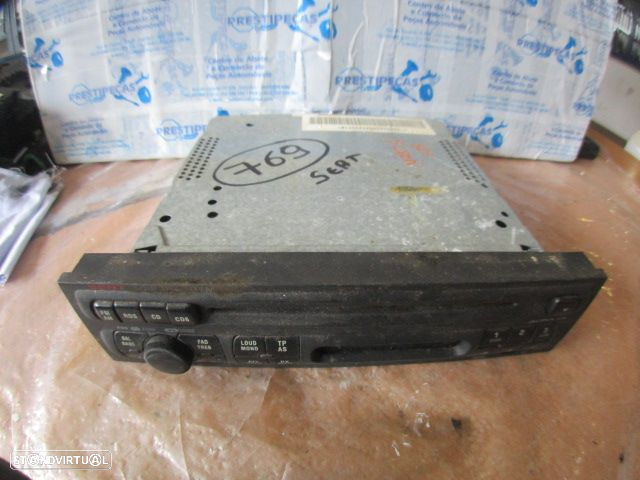 Radios Rad769 SEAT LEON 2004 1.9TDI 150CV 5P PRETO - 2