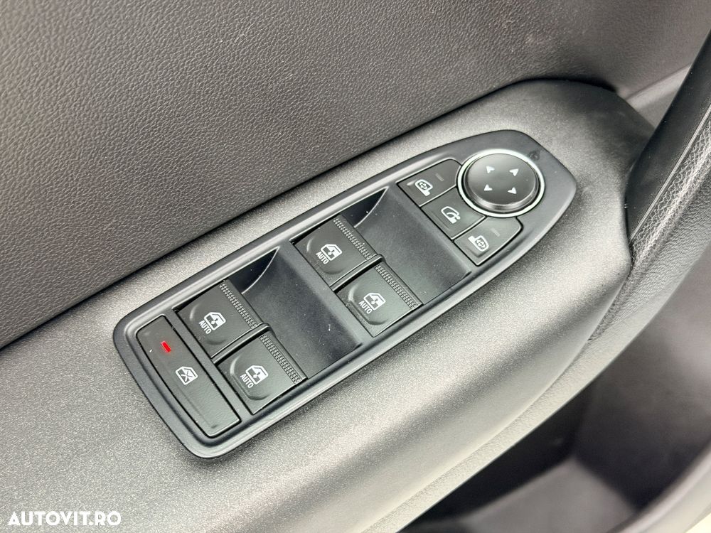 Renault Captur BLUE dCi Life - 10