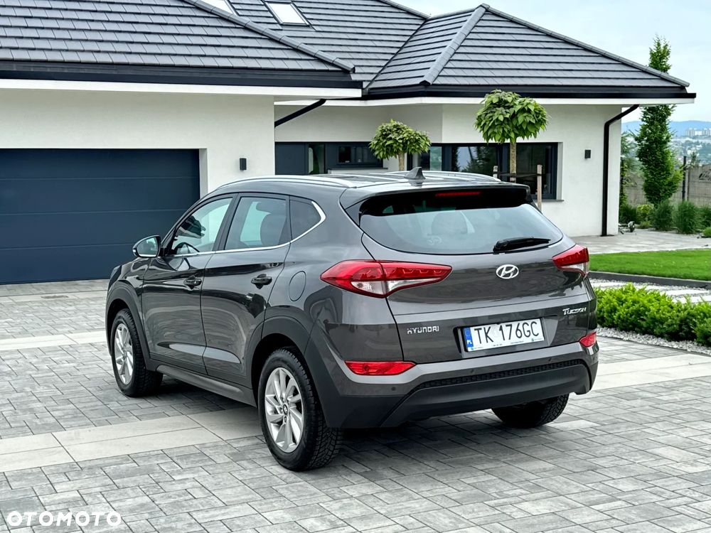 Hyundai Tucson blue 1.6 GDi 2WD Navi - 11