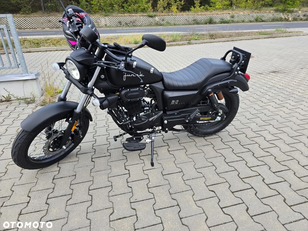Junak M12 - 2