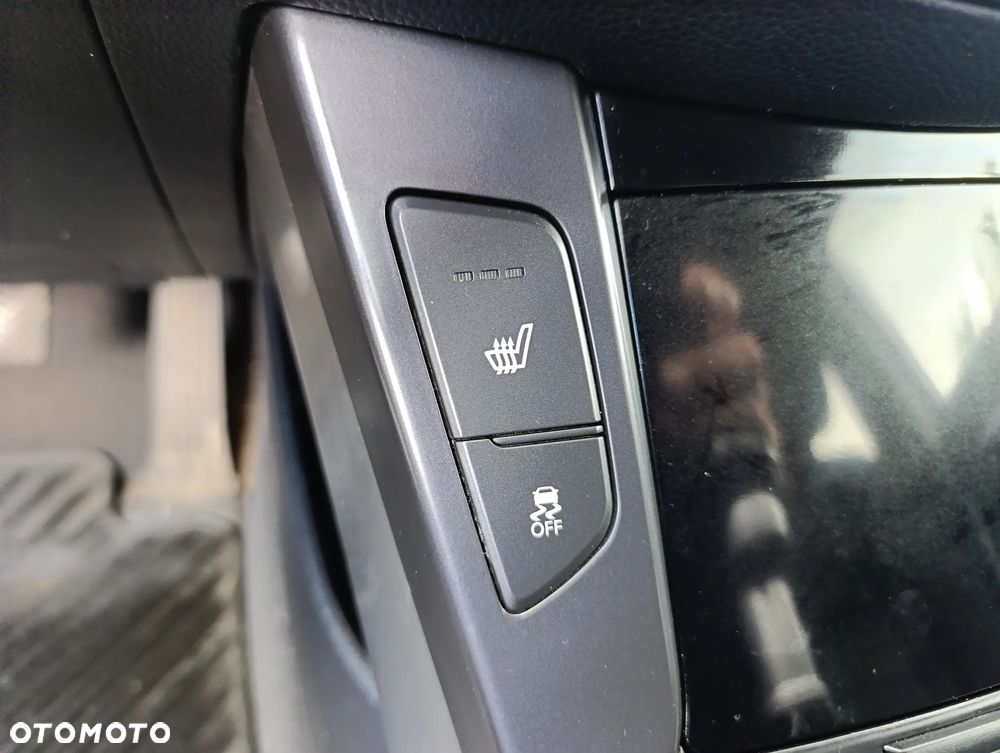 Hyundai i40 i40cw 1.6 Fifa World Cup Edition - 23