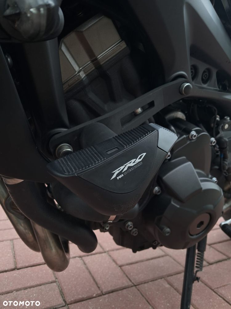 Yamaha MT - 7