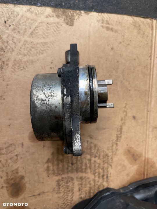Pompa vacum Pierburg Bmw e60 e65 e53 e83 mały przebieg - 4