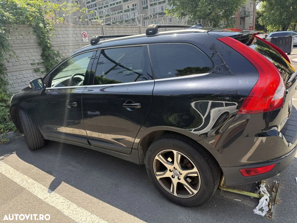Volvo XC 60 D5 AWD Aut. Momentum - 3