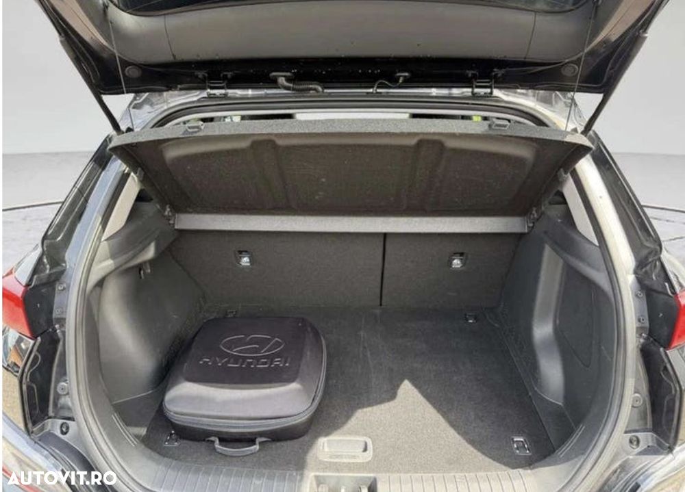 Hyundai KONA BEV 204 CP 64.8 kWh Premium - 12