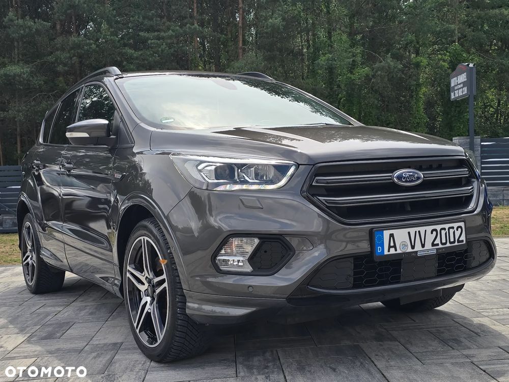 Ford Kuga 2.0 TDCi 2x4 ST-Line - 9