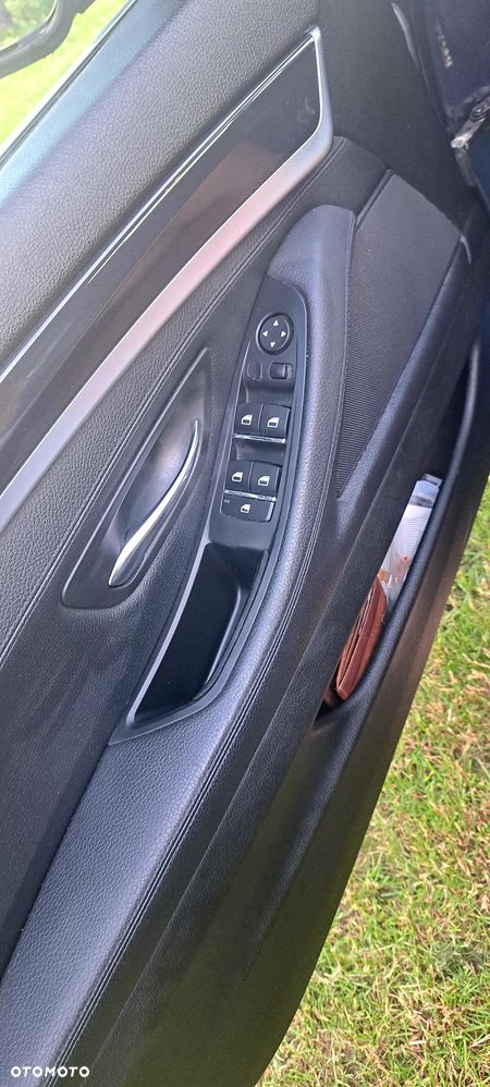 BMW Seria 5 520d Efficient Dynamics - 13