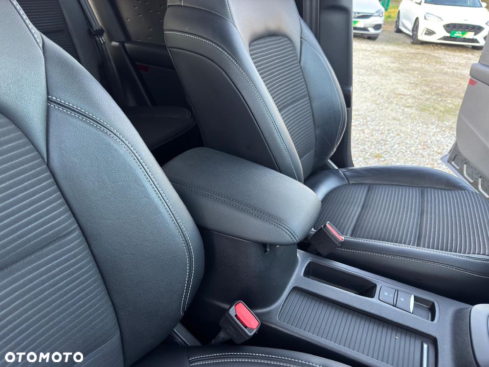 Ford Kuga 1.5 EcoBoost TITANIUM X - 37