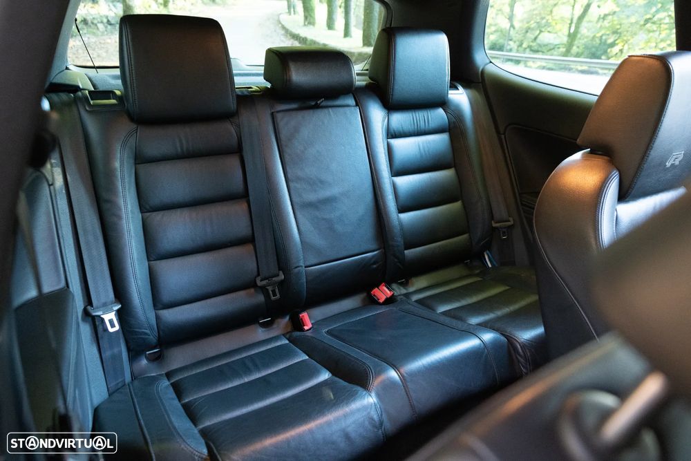 VW Golf 2.0 R DSG - 12