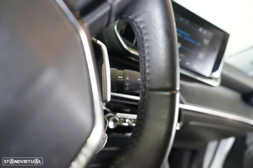 Peugeot 2008 1.2 PureTech Active Pack EAT8 - 23