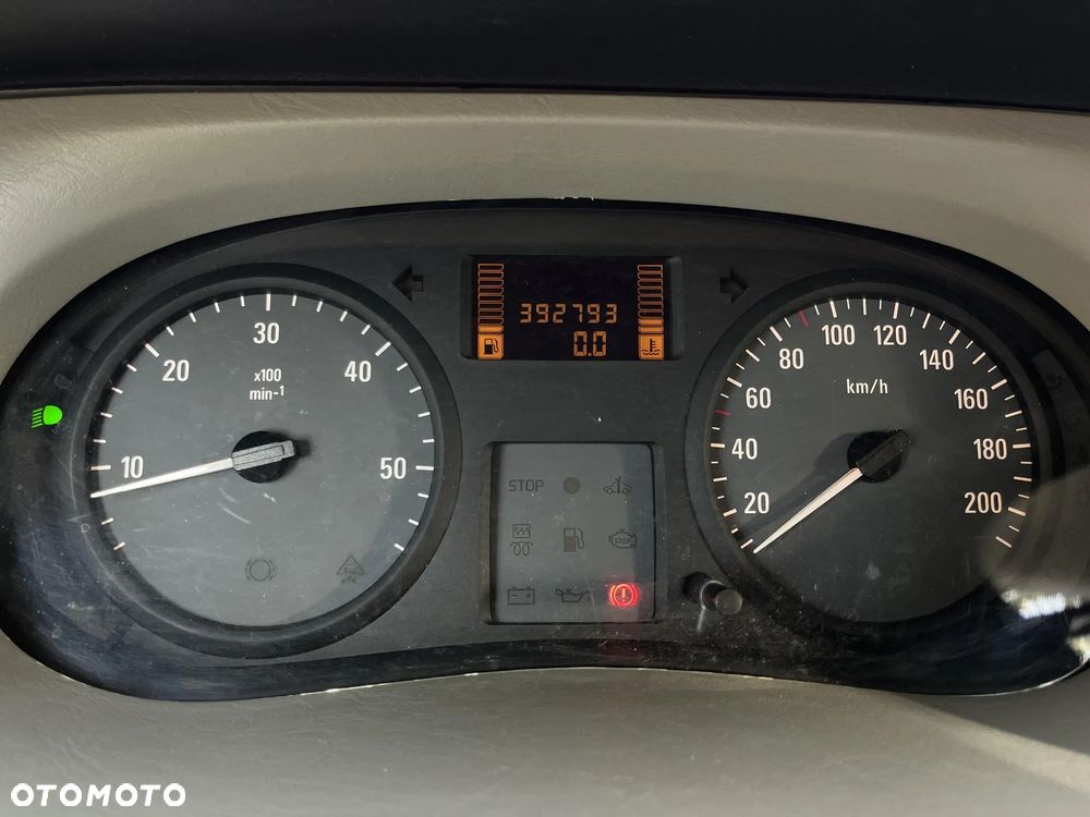 Opel Vivaro - 14