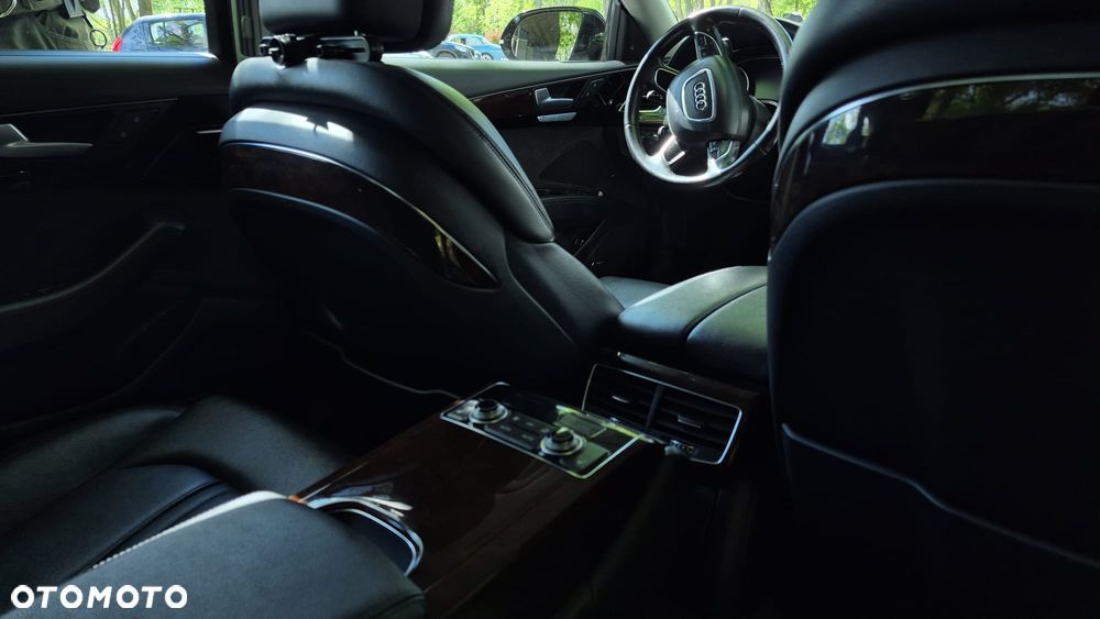 Audi A8 - 10