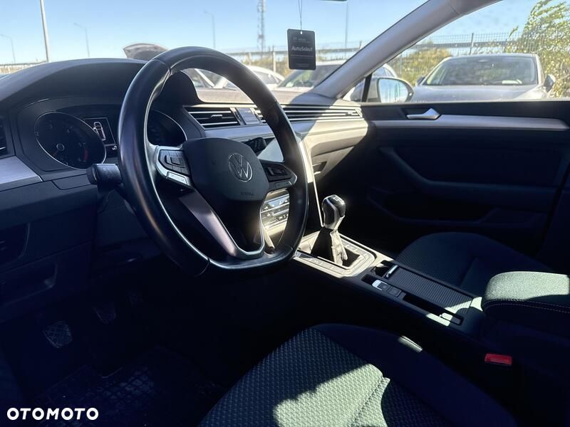 Volkswagen Passat 2.0 TDI EVO Essence - 10