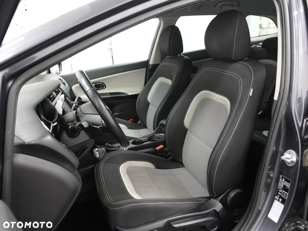 Kia Ceed 1.6 CRDi 136 DCT ISG Spirit - 22