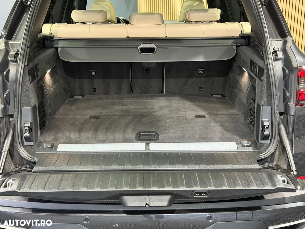 BMW X5 xDrive45e - 38