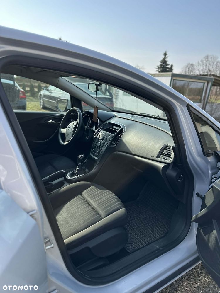 Opel Astra 1.7 CDTI - 7