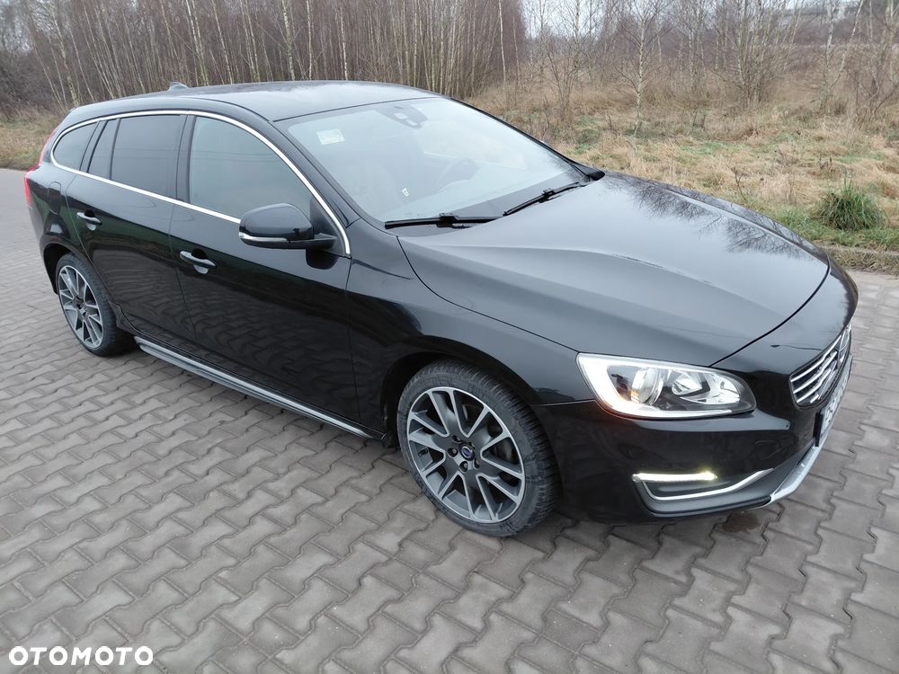 Volvo V60 D4 Geartronic Summum - 2