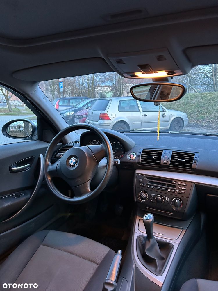 BMW Seria 1 - 10