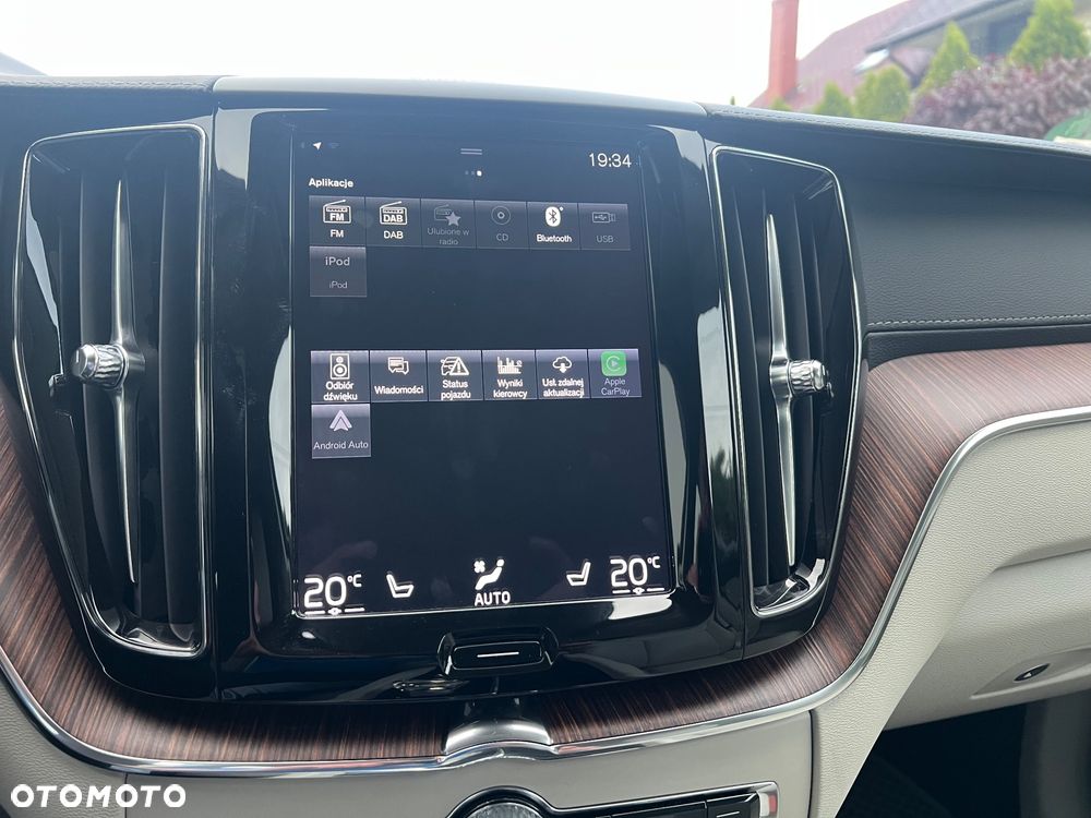 Volvo XC 60 B4 D AWD Inscription - 32