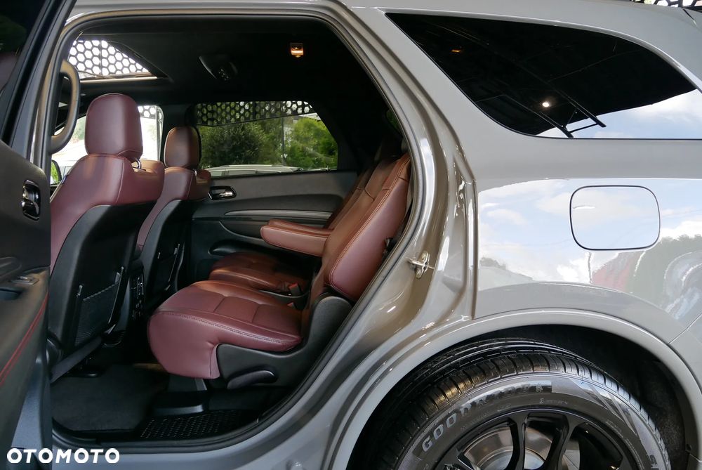 Dodge Durango - 10