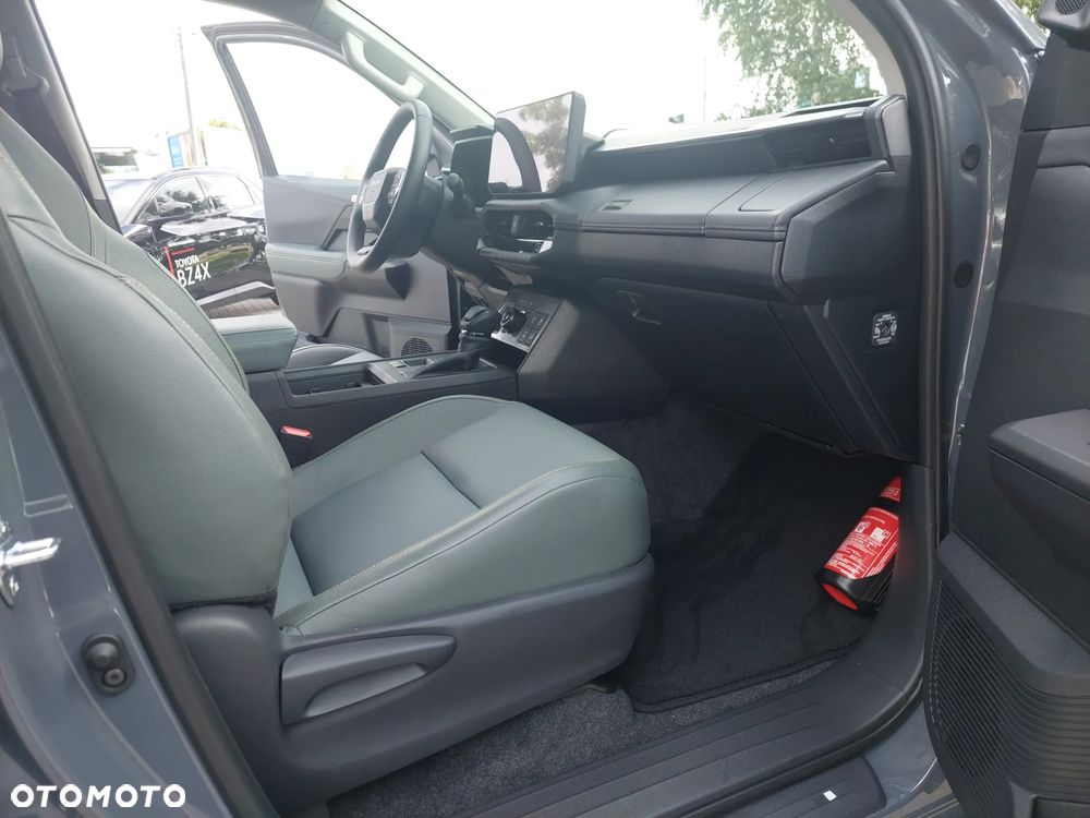 Toyota Hilux 2.8 D-4D mHEV Double Cab Invincible 4x4 - 22