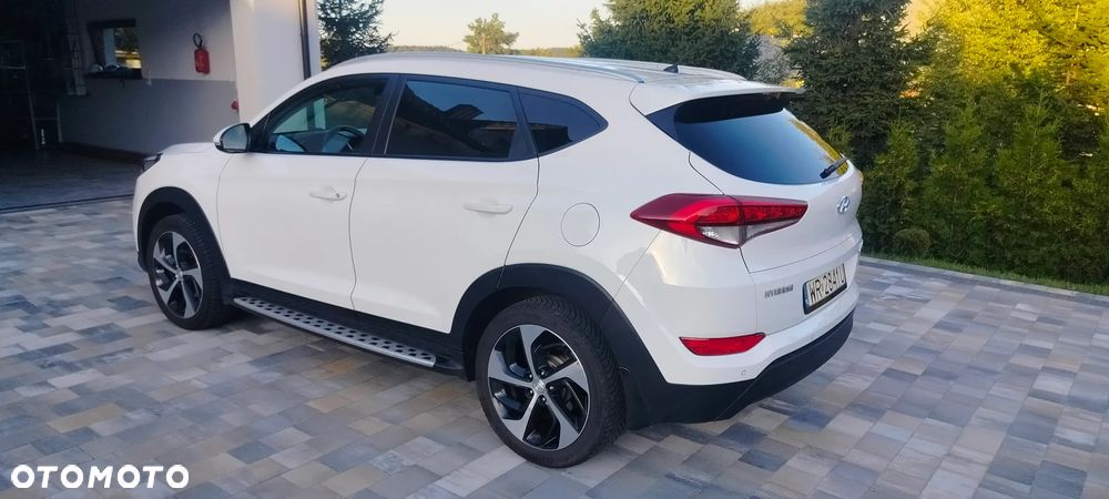 Hyundai Tucson 1.6 GDI BlueDrive Comfort 2WD - 3