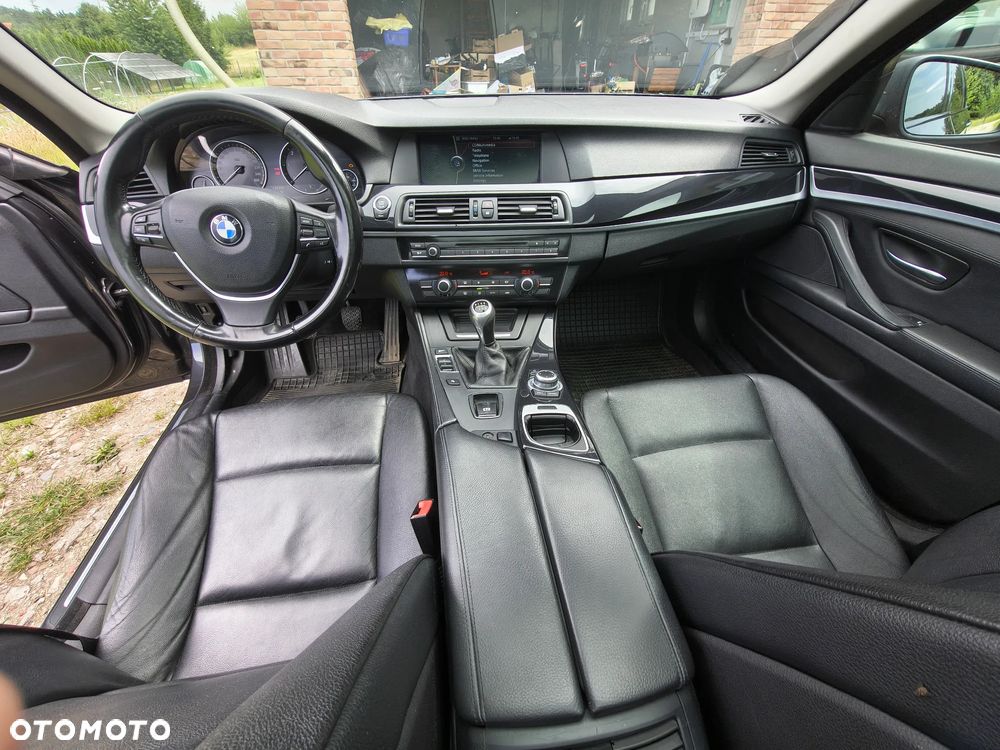 BMW Seria 5 520d - 7