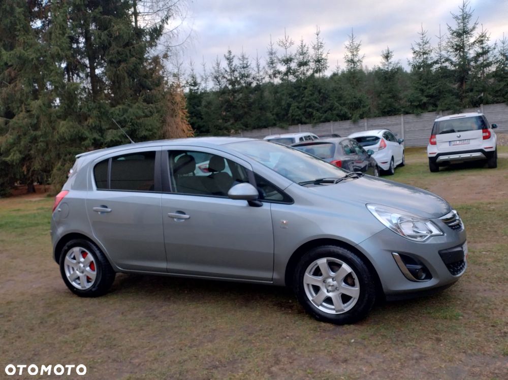 Opel Corsa 1.2 16V Edition 150